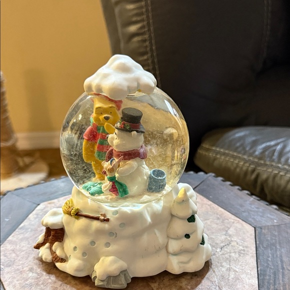 Poor Bear & Snowman Holiday Snow Globe Music Box - Picture 2 of 5